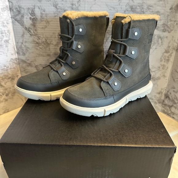 Sorel Explorer II Joan Faux Fur boot - Picture 2 of 9